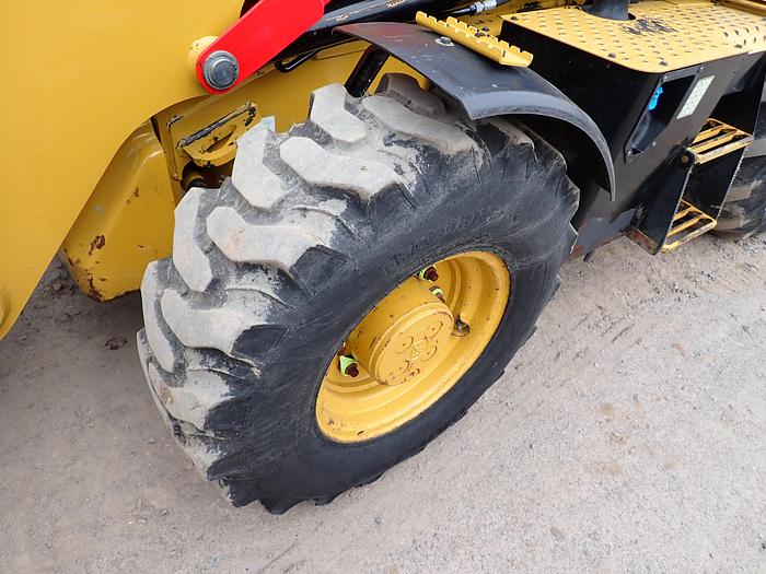 Used 2018 CAT 420F2 Loader Backhoe