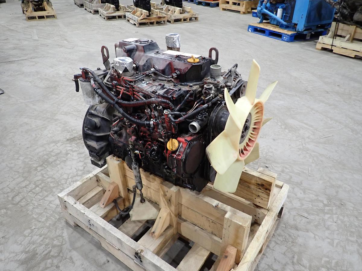 Used 2003 Yanmar 4TNV98 Diesel Engine