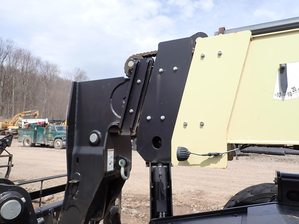 Used 2019 JLG 1255 12K Telehandler