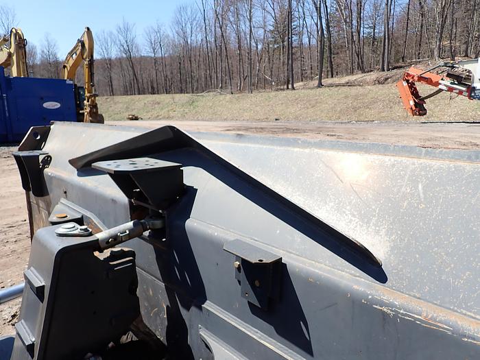 Used 2019 Case 2050M LGP