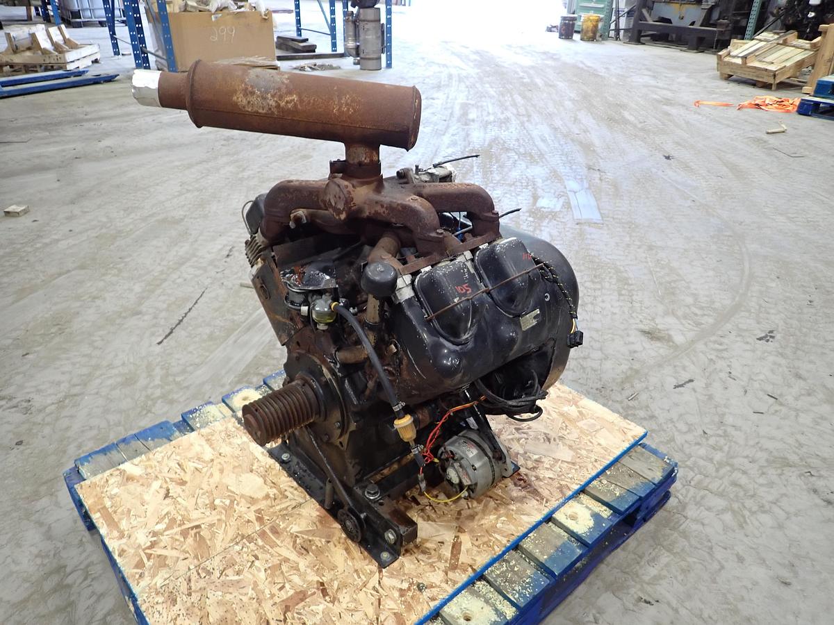 Used Wisconsin V465D Gas Engine