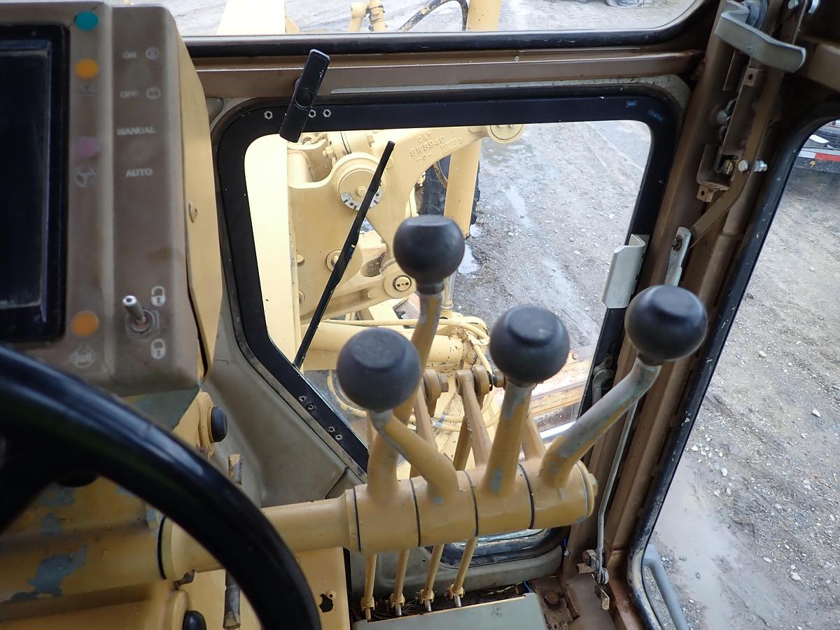 Used 1993 CAT 120G Motor Grader 3300 HOURS!