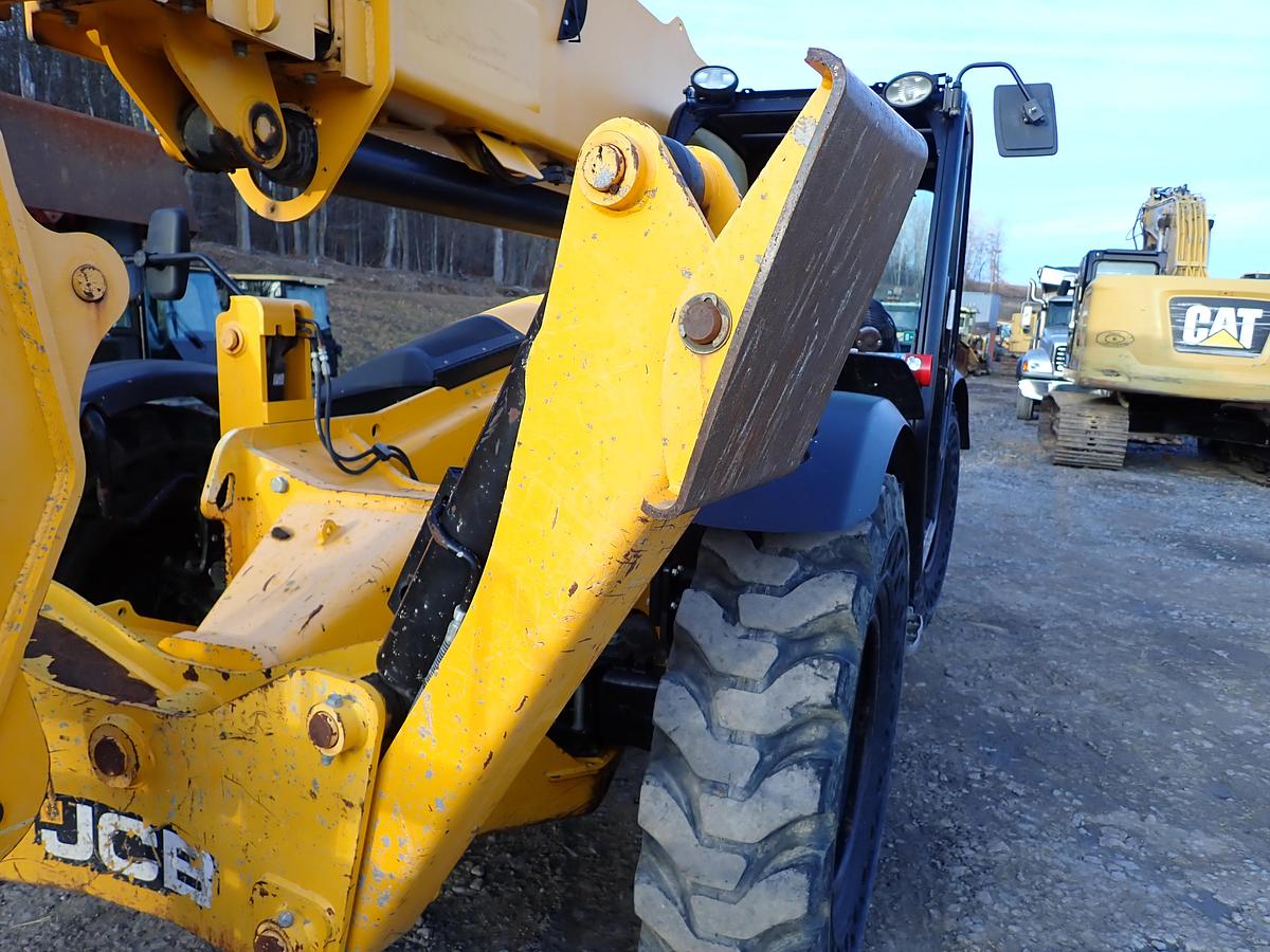 Used 2019 JCB 510-56 10K Telehandler 3200 HOURS