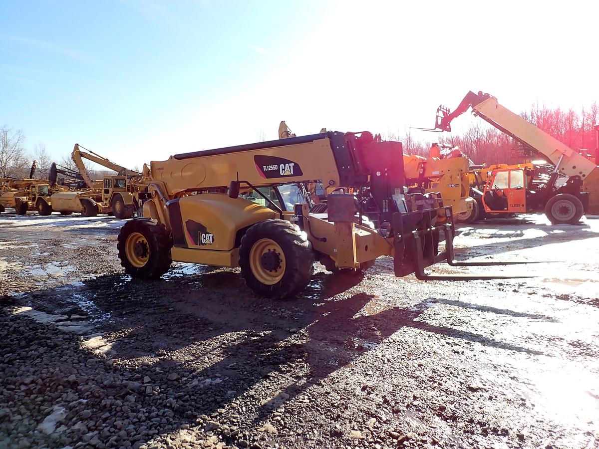 Used 2019 CAT TL1255D