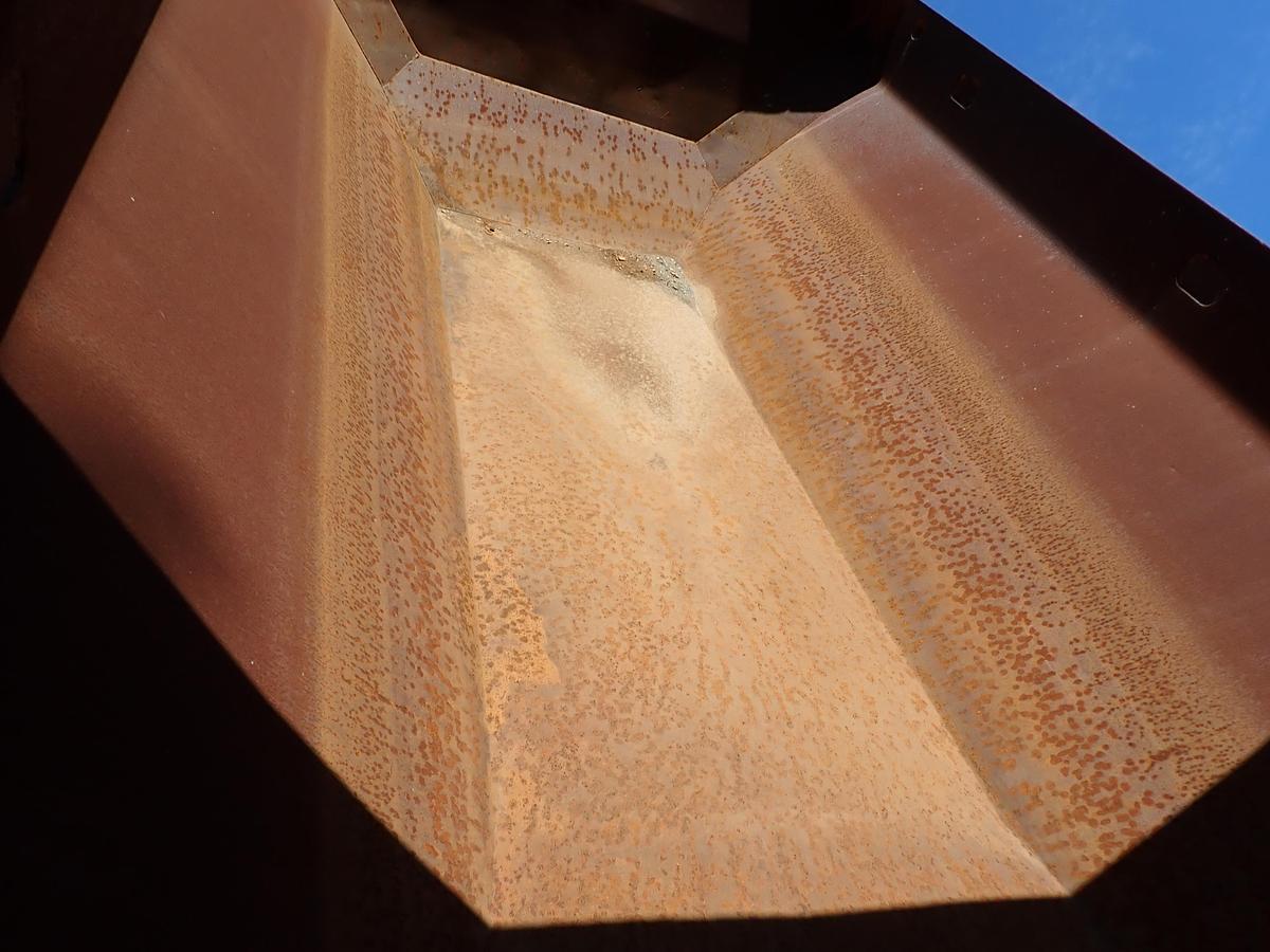 Used 2004 CAT 735 Articulated Haul Truck