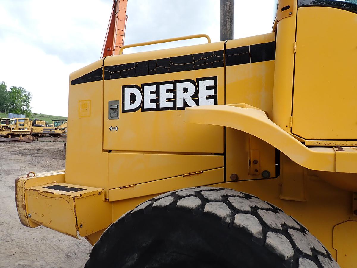 Used 2001 John Deere 624H Wheel Loader