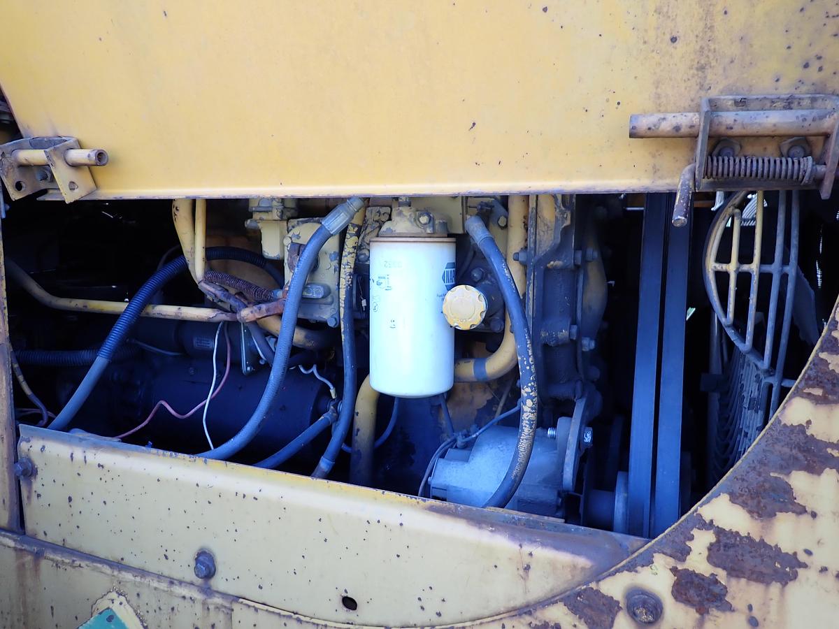 Used 1976 CAT 950 Wheel Loader w/ FORKS