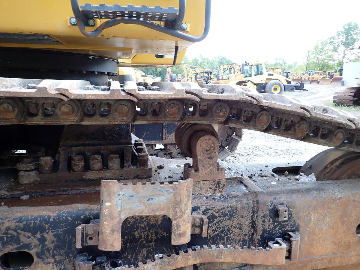 Used 2021 John Deere 870G LC Hydraulic Excavator MASS EXCAVATING BOOM