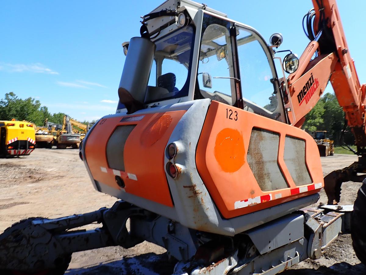 Used 2018 Menzi Muck A91