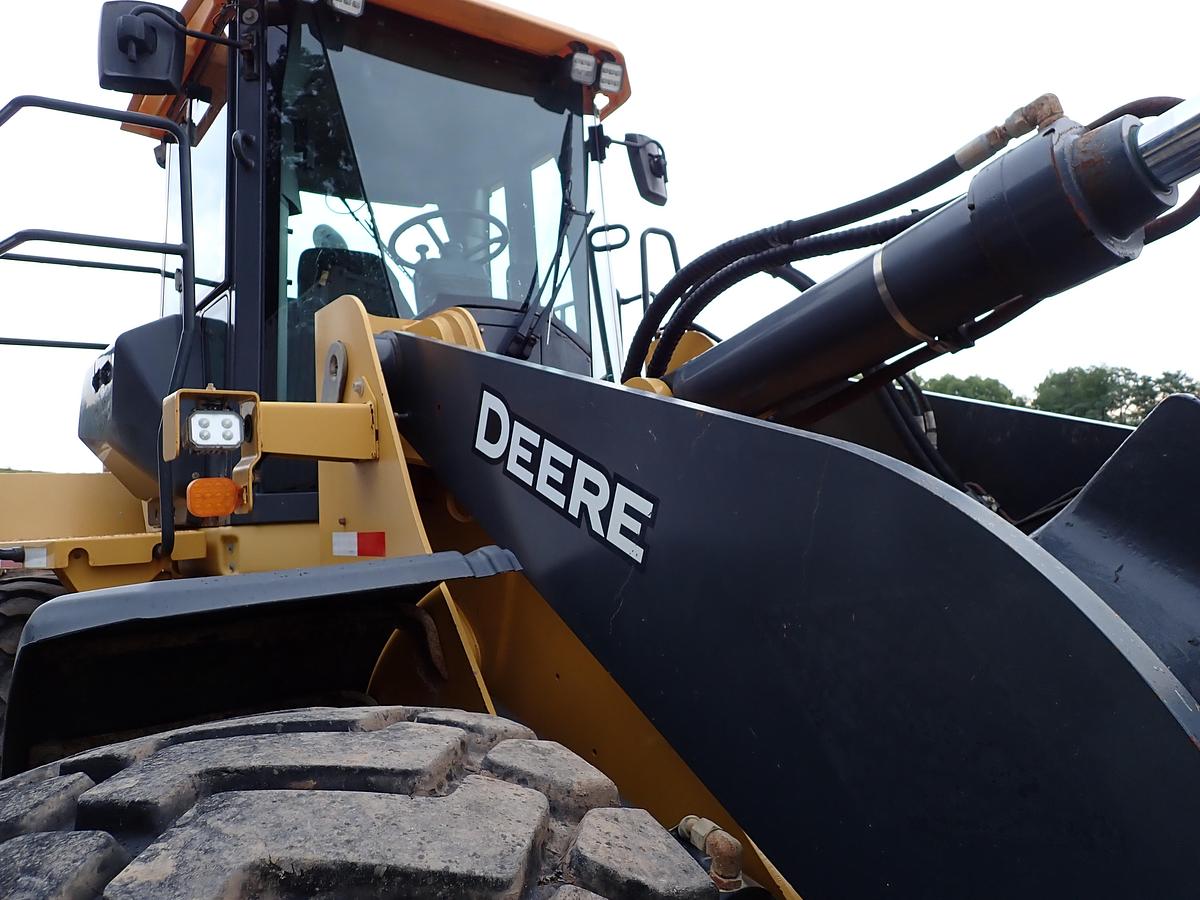 Used 2021 John Deere 724P Wheel Loader QUICK COUPLER