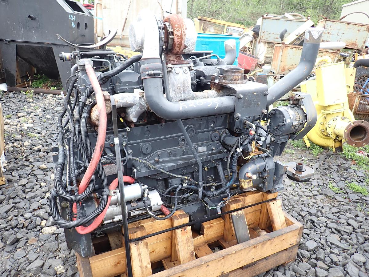 Used 2002 Komatsu SAA6D125E-3 Diesel Engine