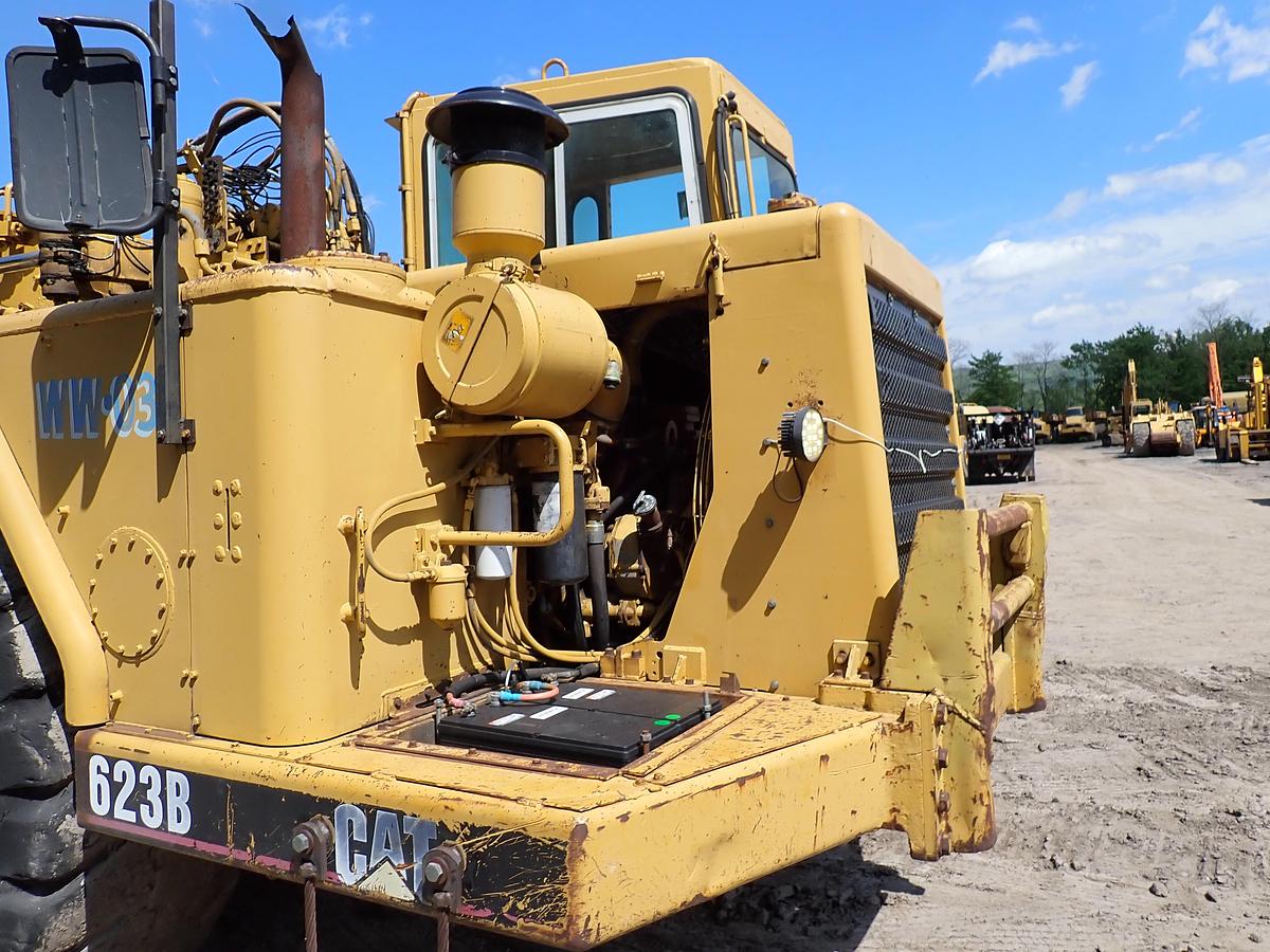 Used CAT 623B 8000 Gallon Water Wagon