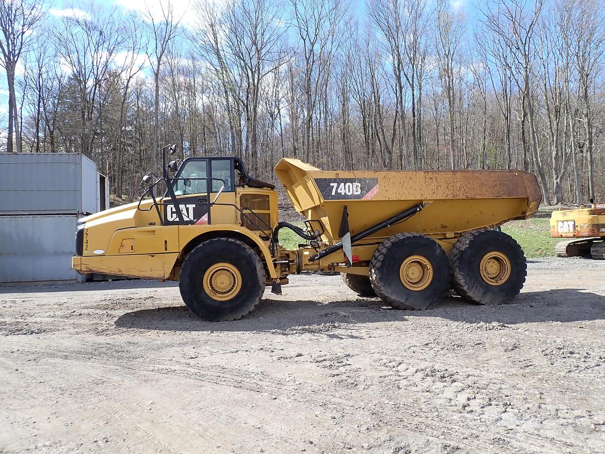 Used 2014 CAT 740B Articulated Truck