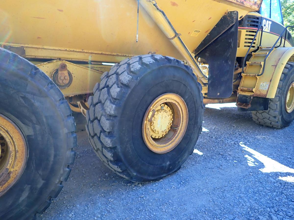 Used 2004 CAT 735 Articulated Haul Truck