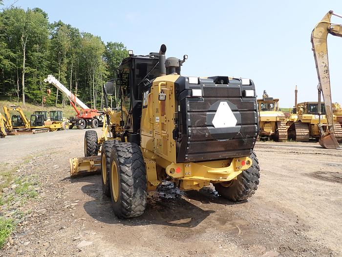 Used 2015 CAT 120M2 AWD