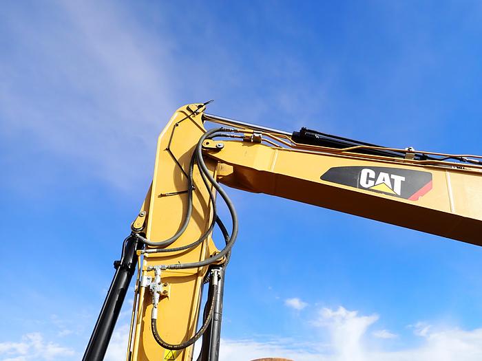 Used 2019 CAT 315F LCR