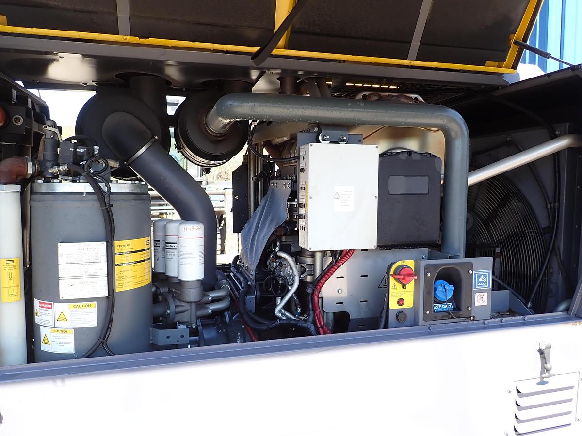 Used 2020 Atlas Copco XAS950 PD8 950 CFM Air Compressor