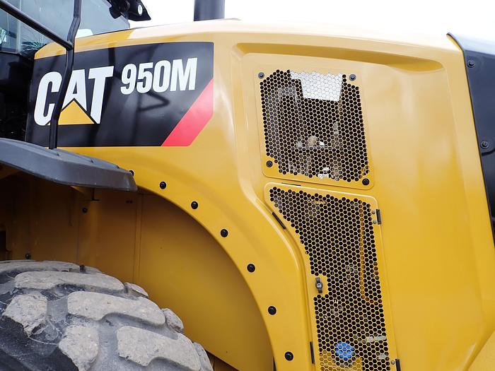 Used 2019 CAT 950M Wheel Loader