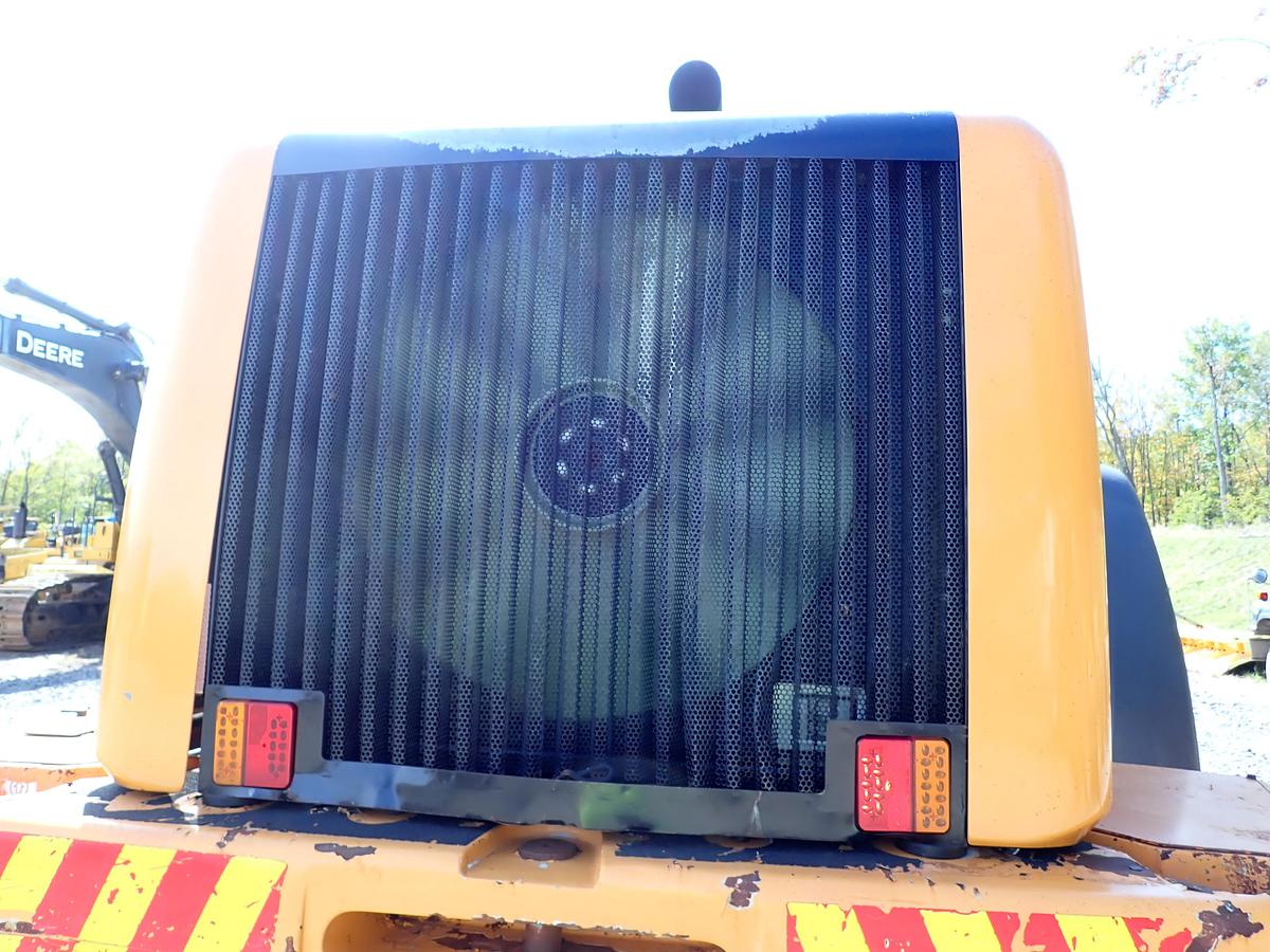 Used 2012 Case 1021F Wheel Loader 5700 HOURS