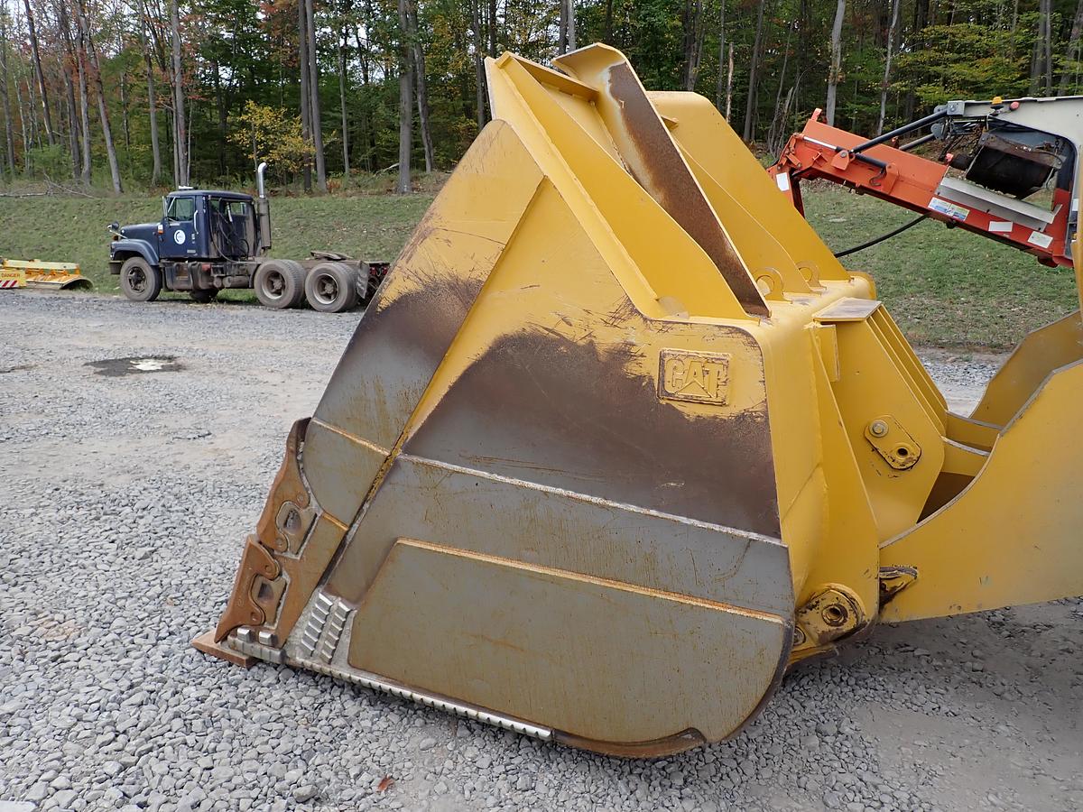 Used 2015 CAT 982M Wheel Loader