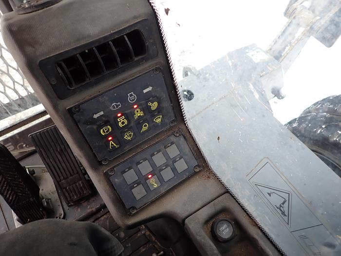 Used 2019 Fuchs MHL340 Material Handler w/ Anvil Rotating Grapple