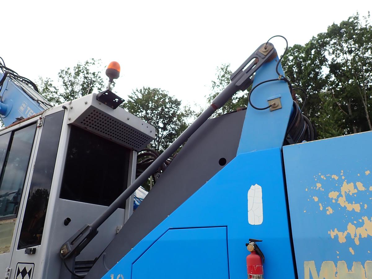 Used 2011 Fuchs MHL340 Wheeled Material Handler