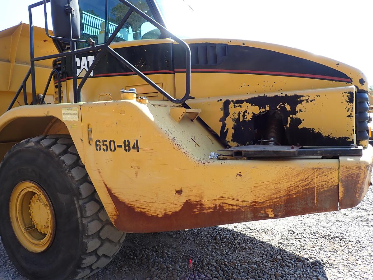 Used 2004 CAT 735 Articulated Haul Truck
