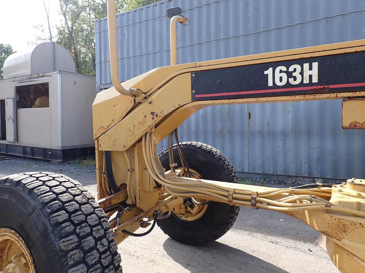 Used 1998 CAT 163H Motor Grader