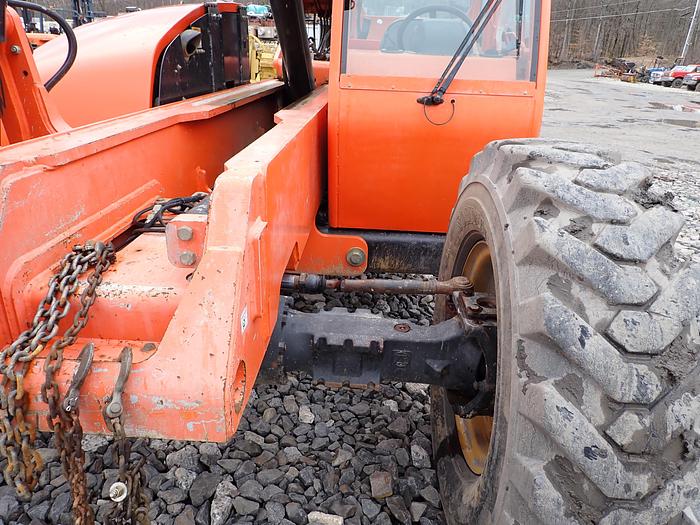 Used 2009 Lull 944E-42