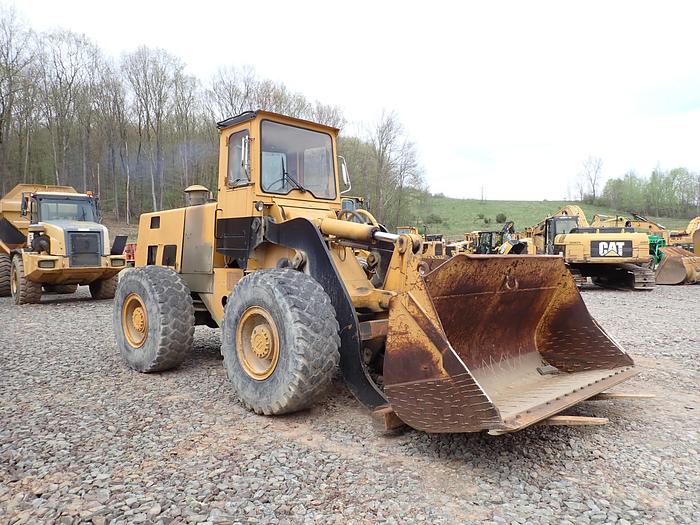 Used Dresser 530 Wheel Loader w/ FORKS & BUCKET