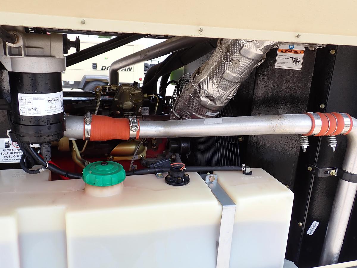 Used 2023 Doosan P425/HP375 Air Compressor 409 HOURS!