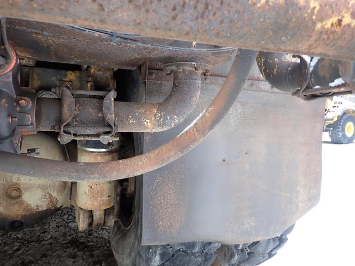 Used 1985 CAT 769C Rigid Frame Water Truck 8000 Gallon