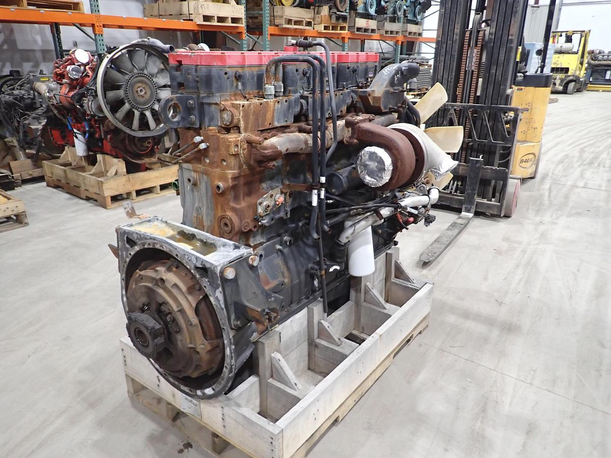Used 2000 Cummins N14 Celect Plus 435 Diesel Engine CPL 2592
