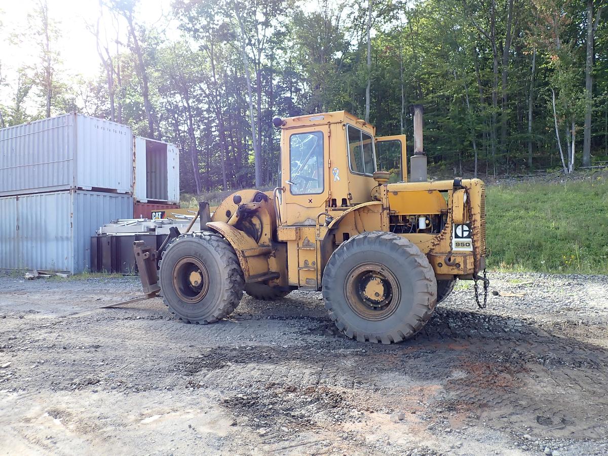 Used 1976 CAT 950 Wheel Loader w/ FORKS