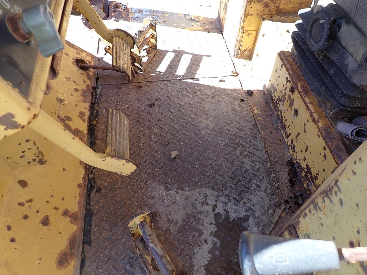 Used 1984 CAT D6D Crawler Dozer LGP W/ WINCH