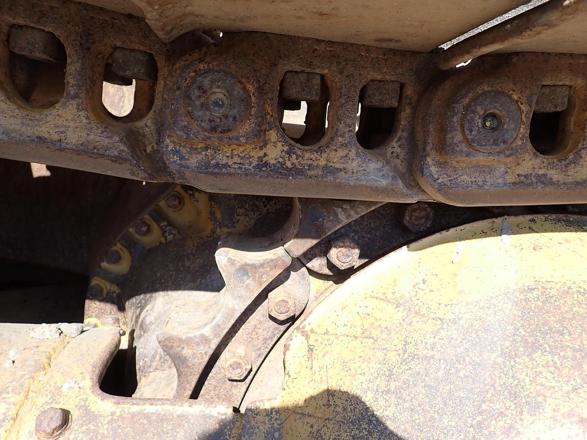 Used 1971 CAT D8H Crawler Dozer w/ RIPPER!