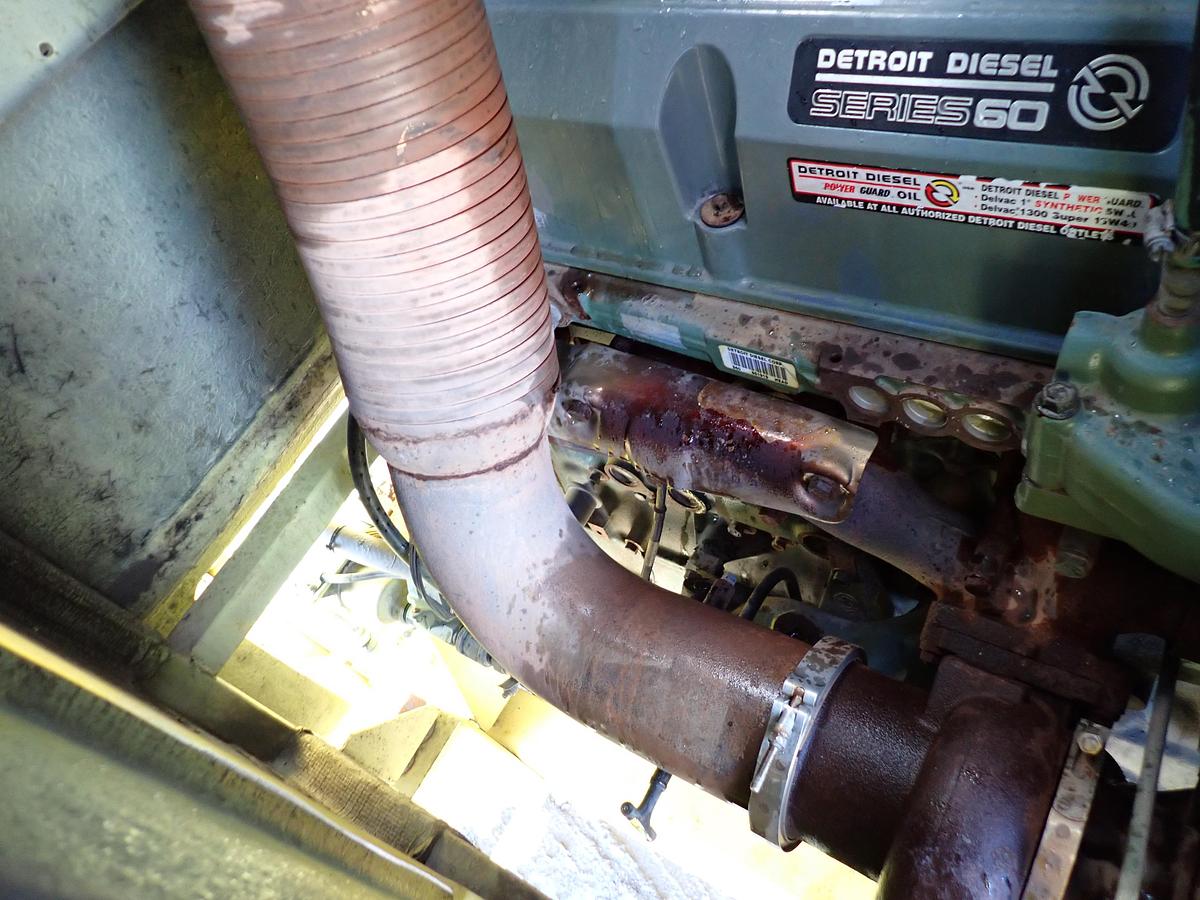 Used 2003 Oshkosh HB2923 Airport Snowblower