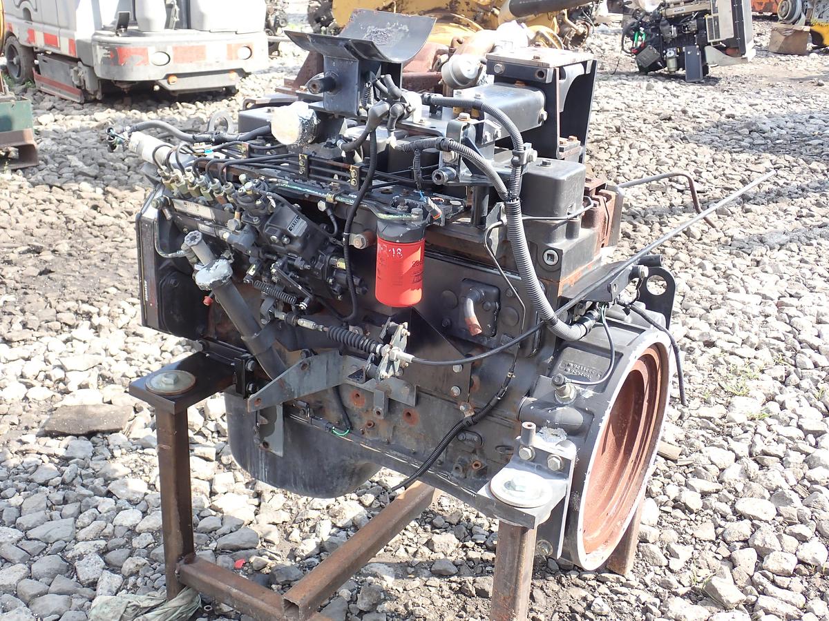 Used 2005 Komatsu SAA6D102E-2 Diesel Engine CPL 8267