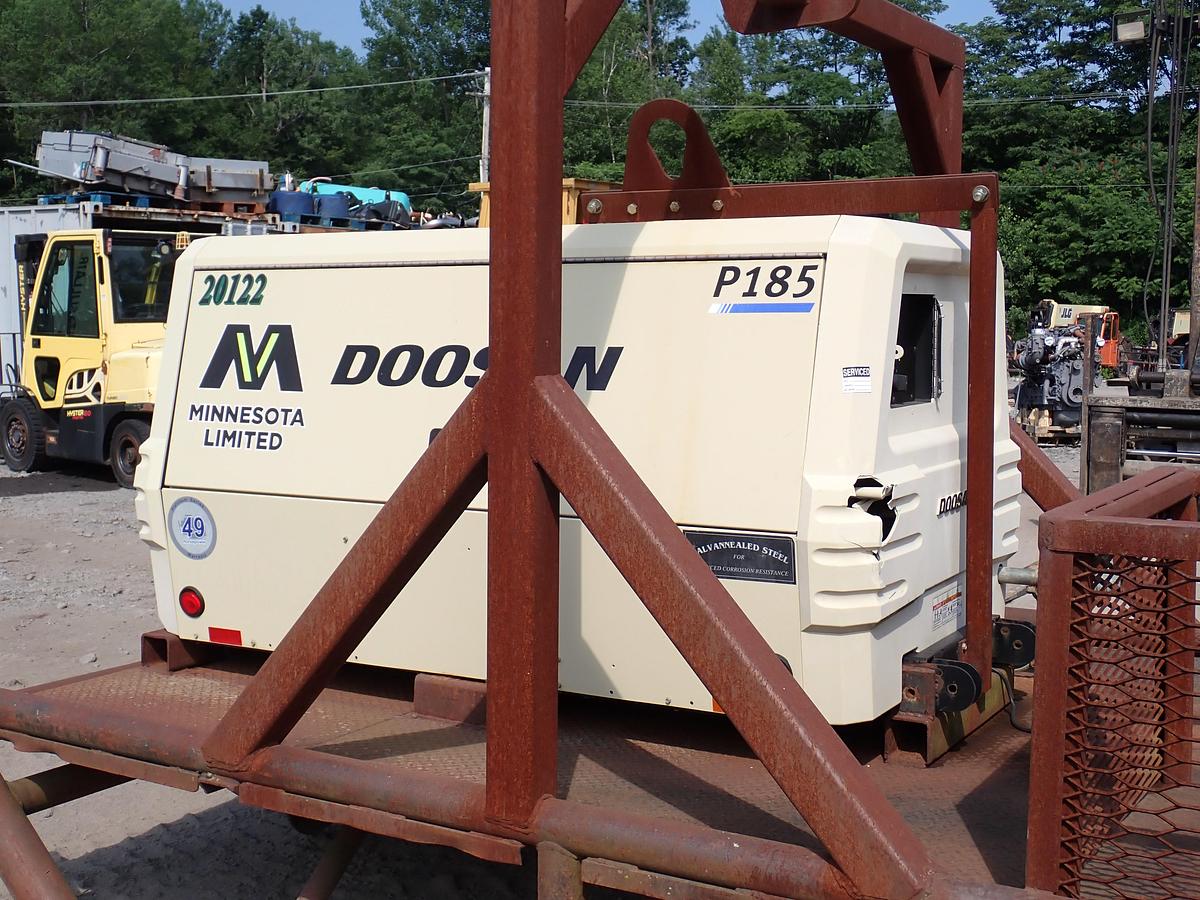 Used 2013 Doosan P185WJD-T4I 185 CFM Air Compressor 224 HOURS!