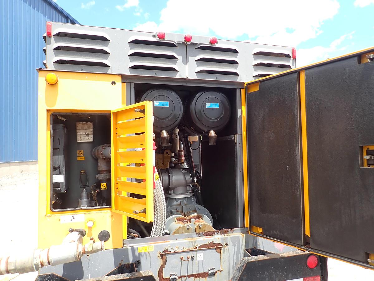 Used 2013 Atlas Copco XATS1050 CD7 1050 CFM Air Compressor