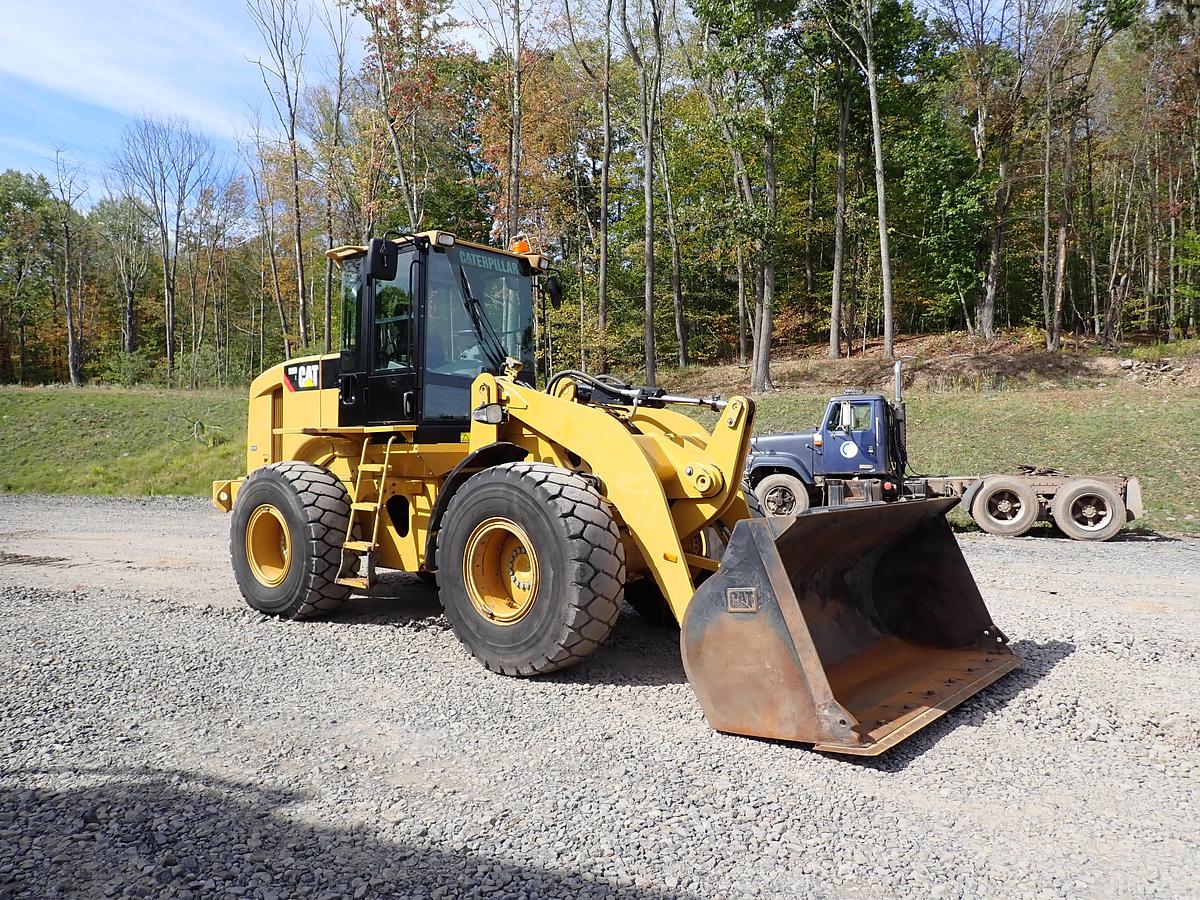 Used 2011 CAT 928HZ Wheel Loader 6000 HOURS! QUICK COUPLER