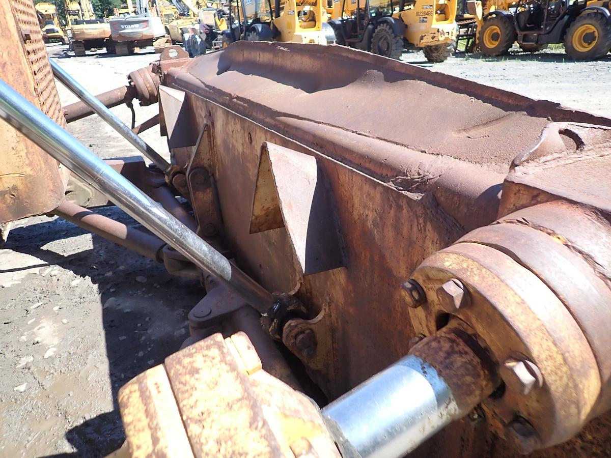 Used 1973 CAT D8H Crawler Dozer RIPPER!