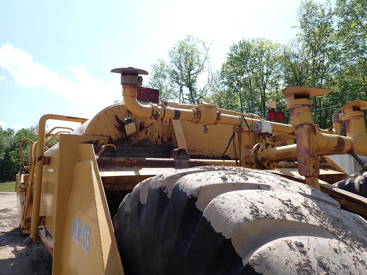 Used CAT 623B 8000 Gallon Water Wagon