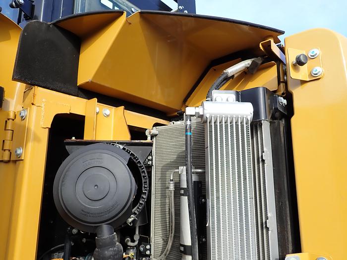 Used 2019 CAT 315F LCR