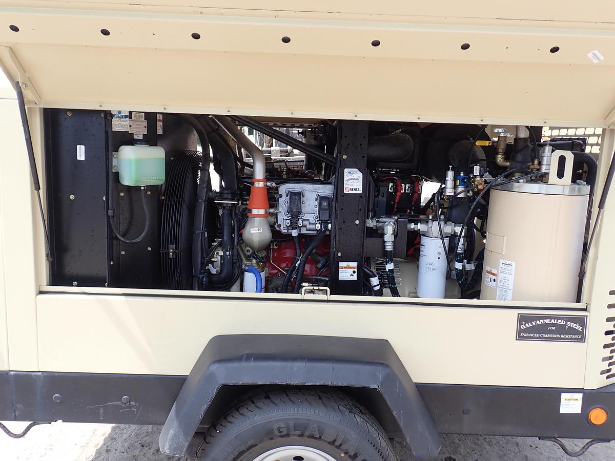 Used 2023 Doosan P425/HP375 Air Compressor 409 HOURS!