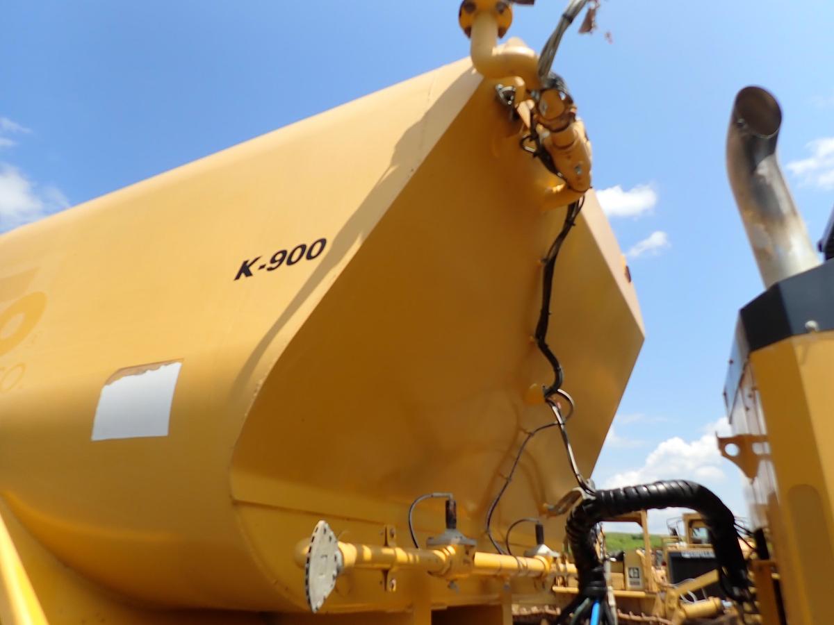 Used 2015 John Deere 460E Articulated Water Truck 9000 GALLON