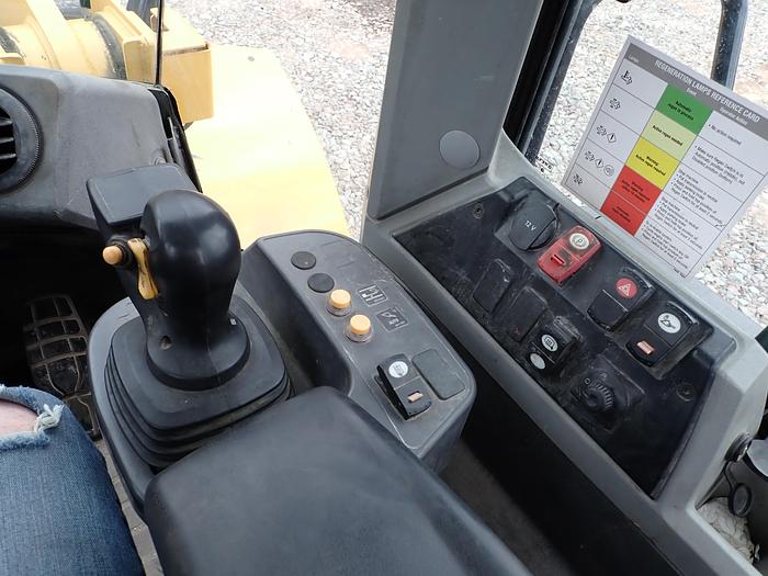 Used 2019 CAT 950M Wheel Loader
