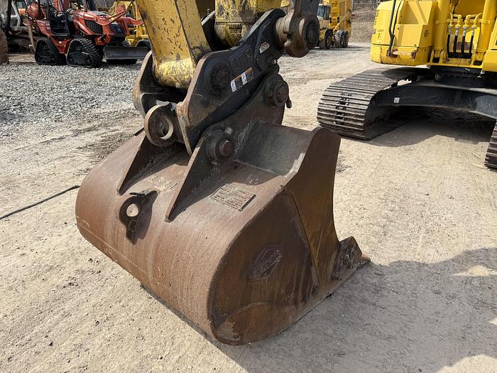 Used Komatsu Pc238