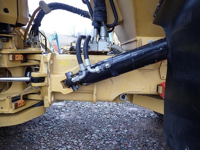 Used 2013 Caterpillar 740B Articulated Haul Truck w/ TAILGATE!