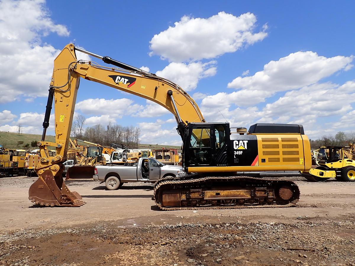 Used 2019 CAT 349FL Hydraulic Excavator 
